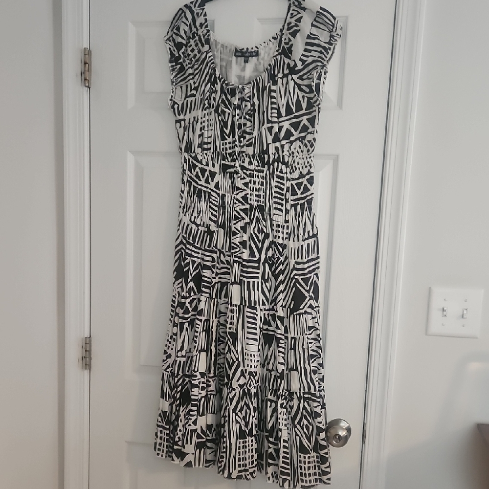 Mlle Gabrielle Black and White Geometric Midi Dress